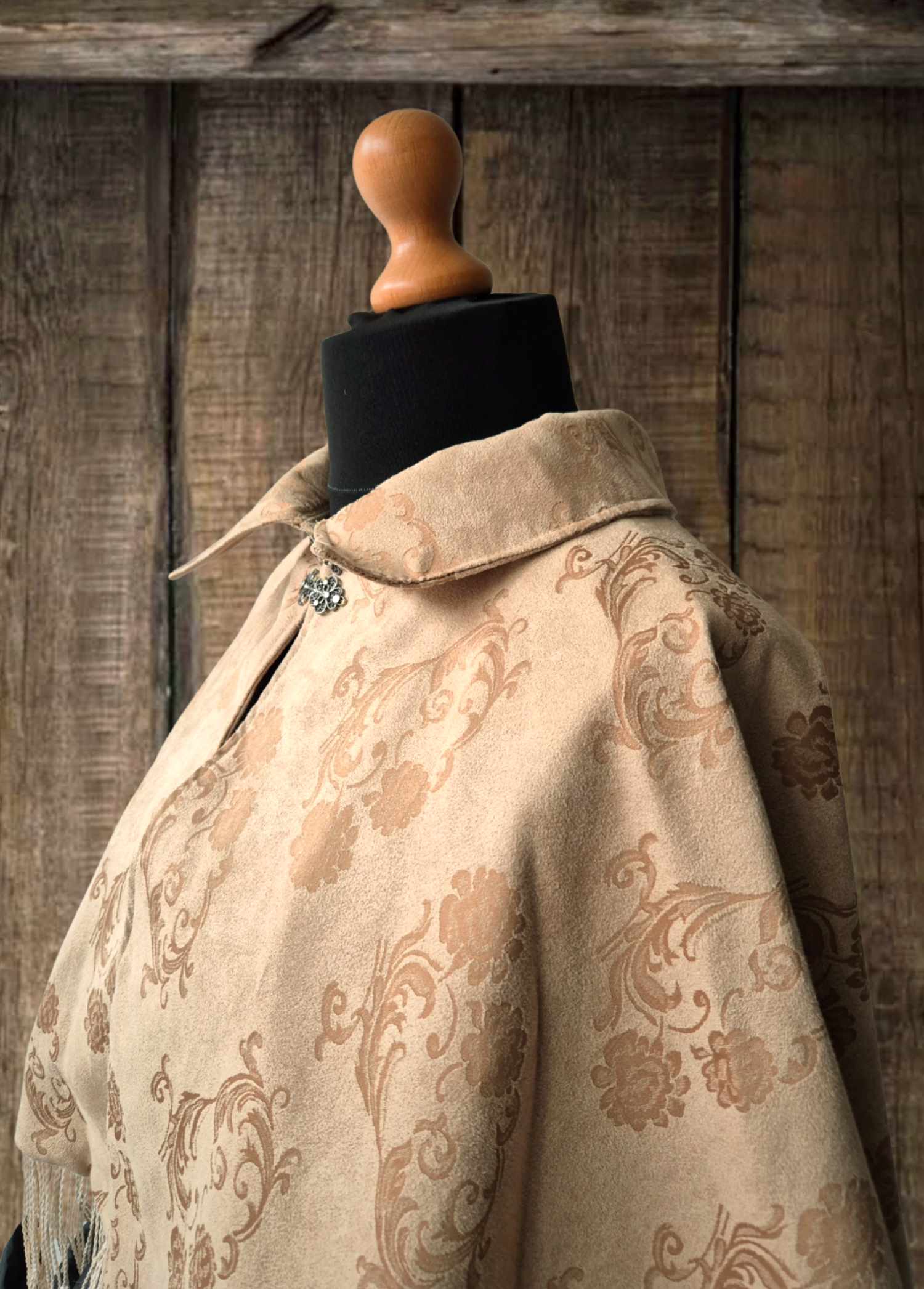 cape-woman-western-regency-clothing-beige-handmaidstale-