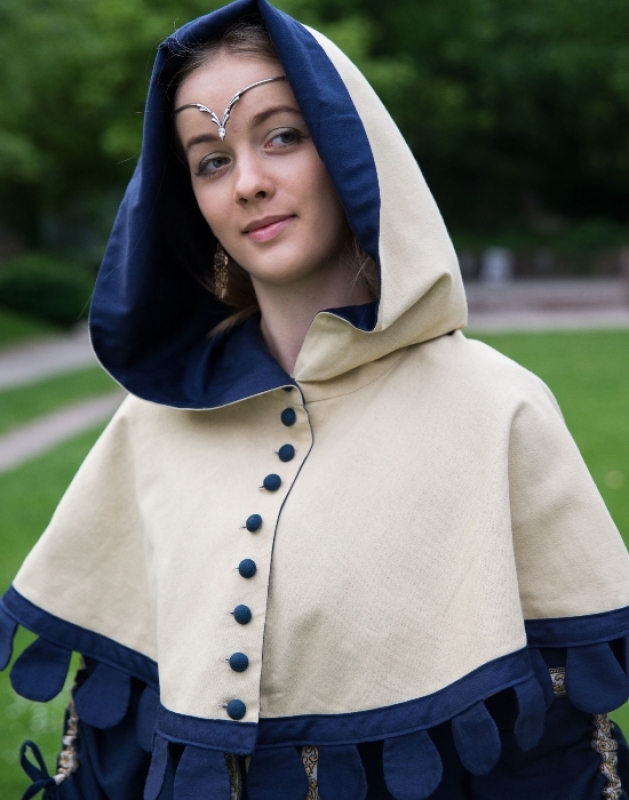 Gugel Cape Duchesse
