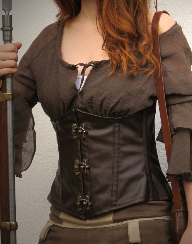 corsage_steampunk_piraten_1645_1