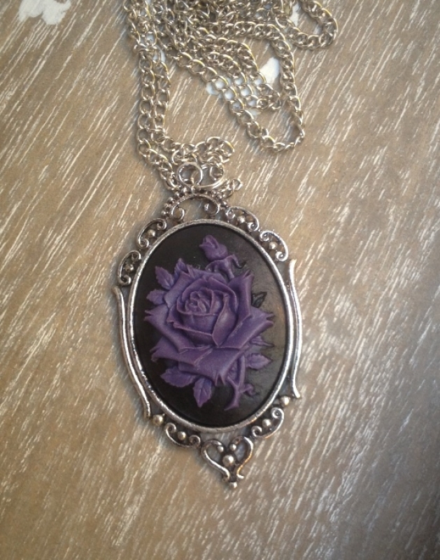 Halskette lila Rose