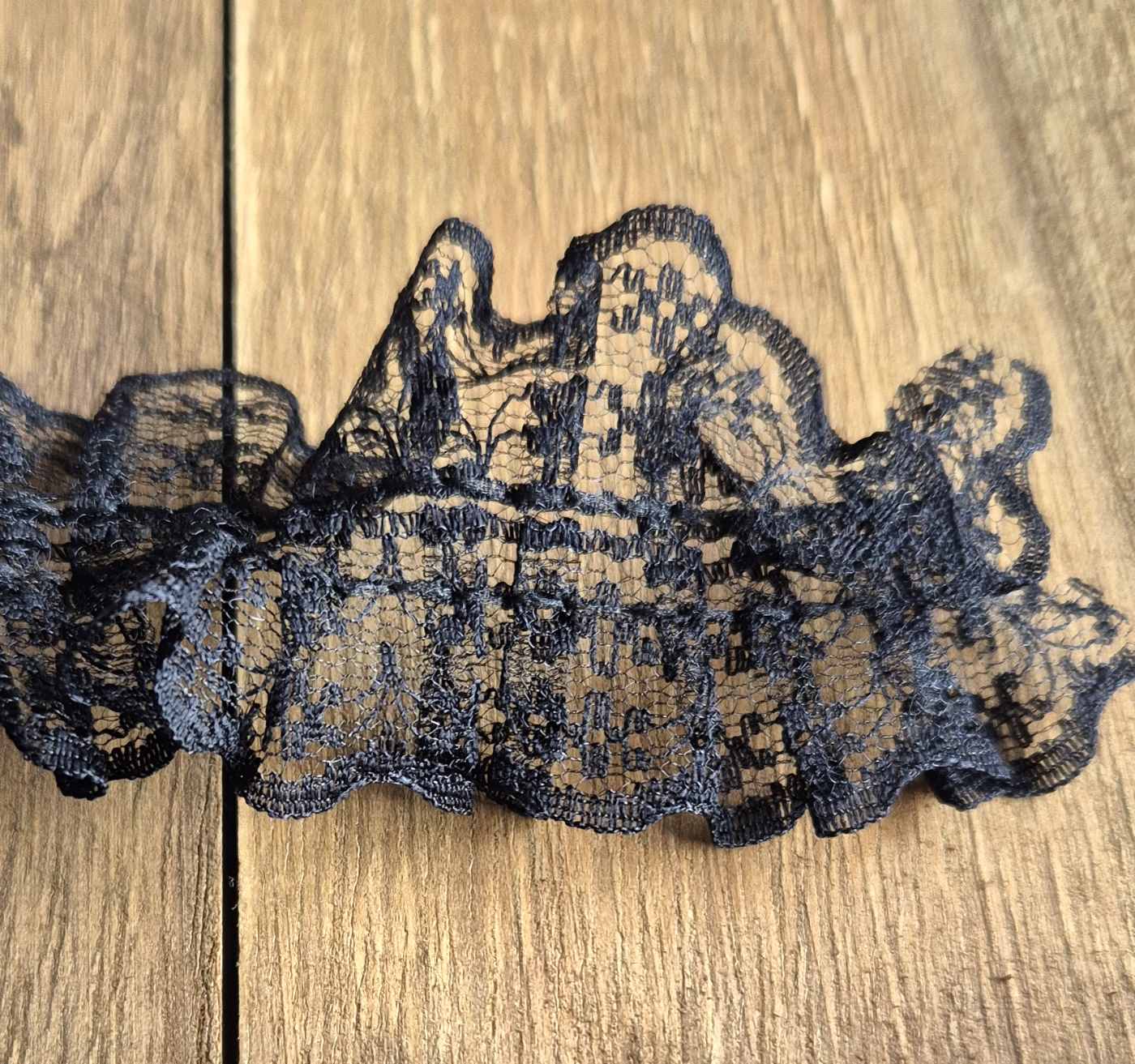 schwarze 4,5cm Spitzenborte Hut