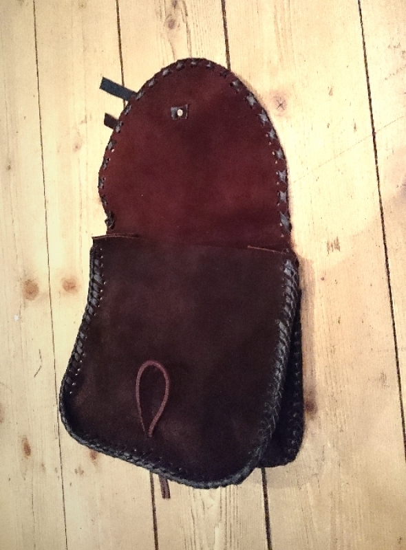 wildleder_tasche_mittelalter