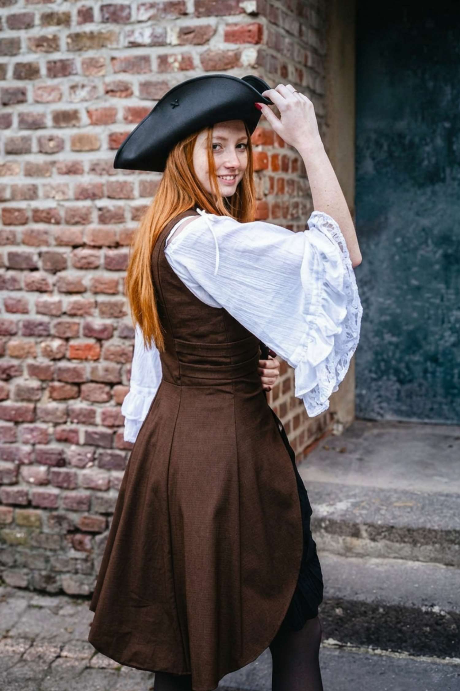 Corsage Tail braun Piratin