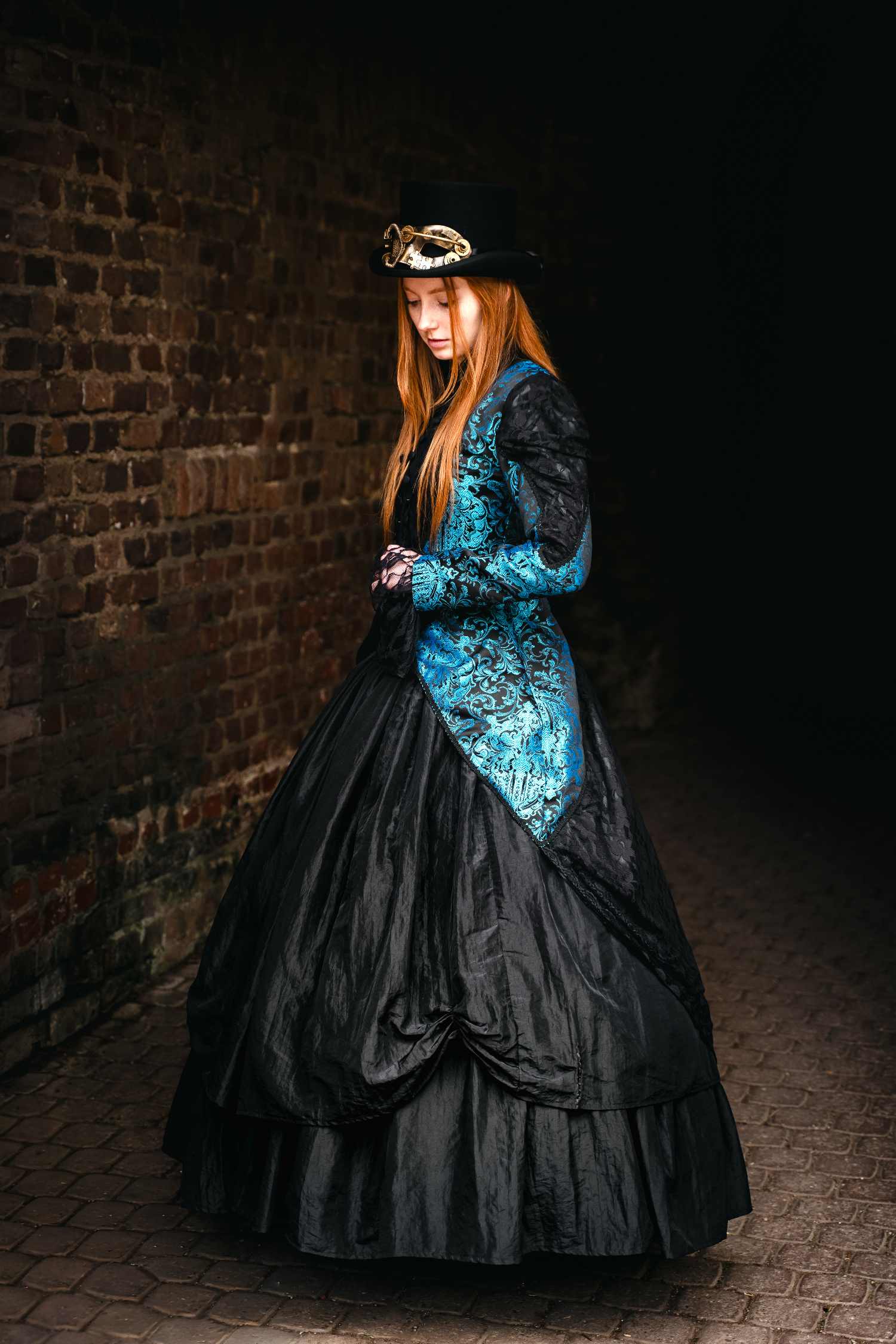 Rock schwarz,  Ballrock taft