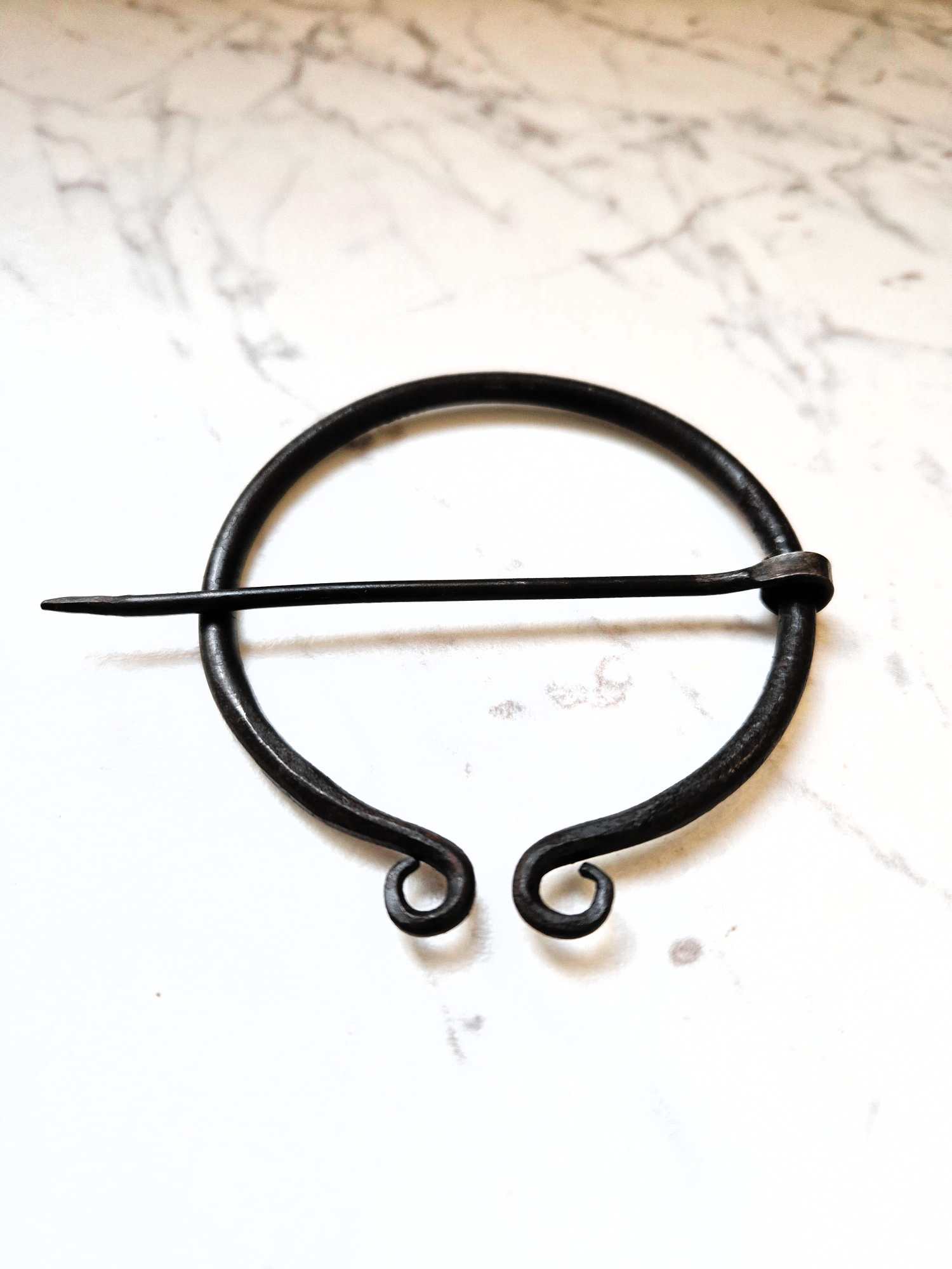 Fibel Eisen glatt 7,5cm dunkel