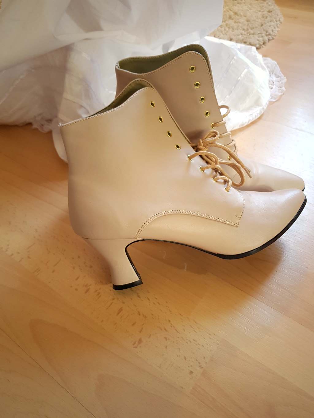 Stiefeletten halbhoch viktorianisch