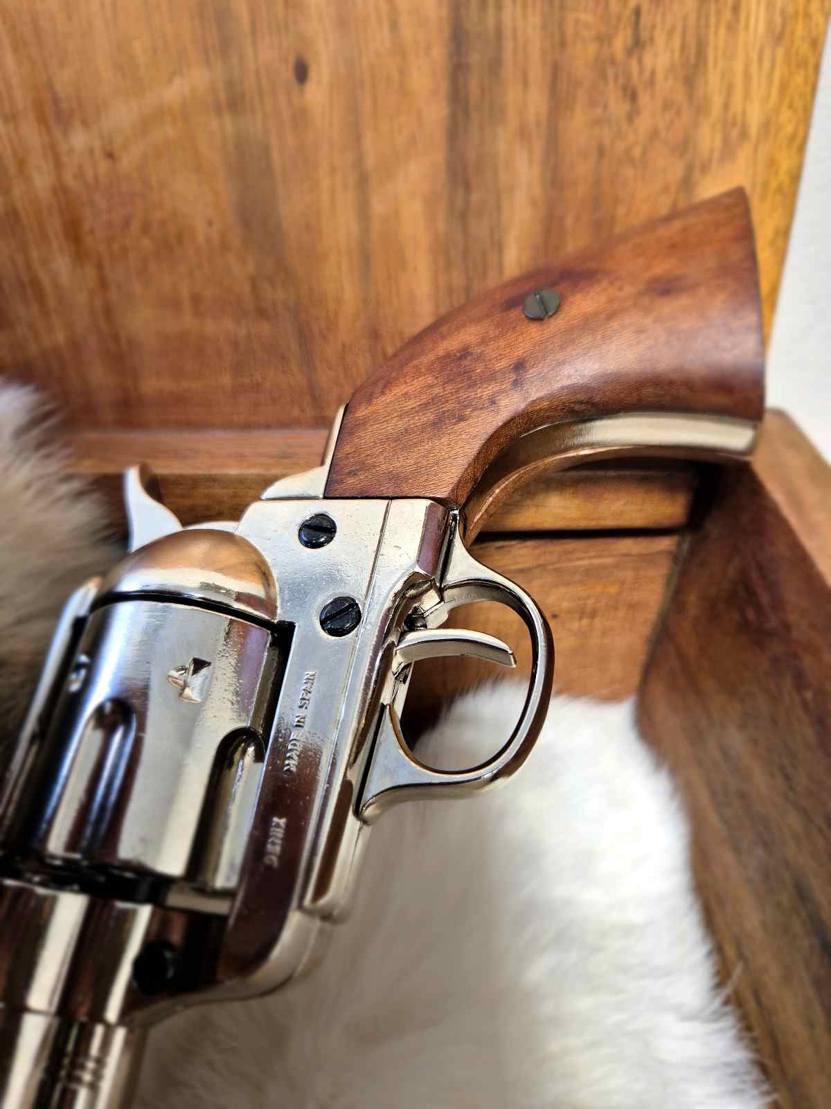 Colt Peacemaker Revolver Cowboy