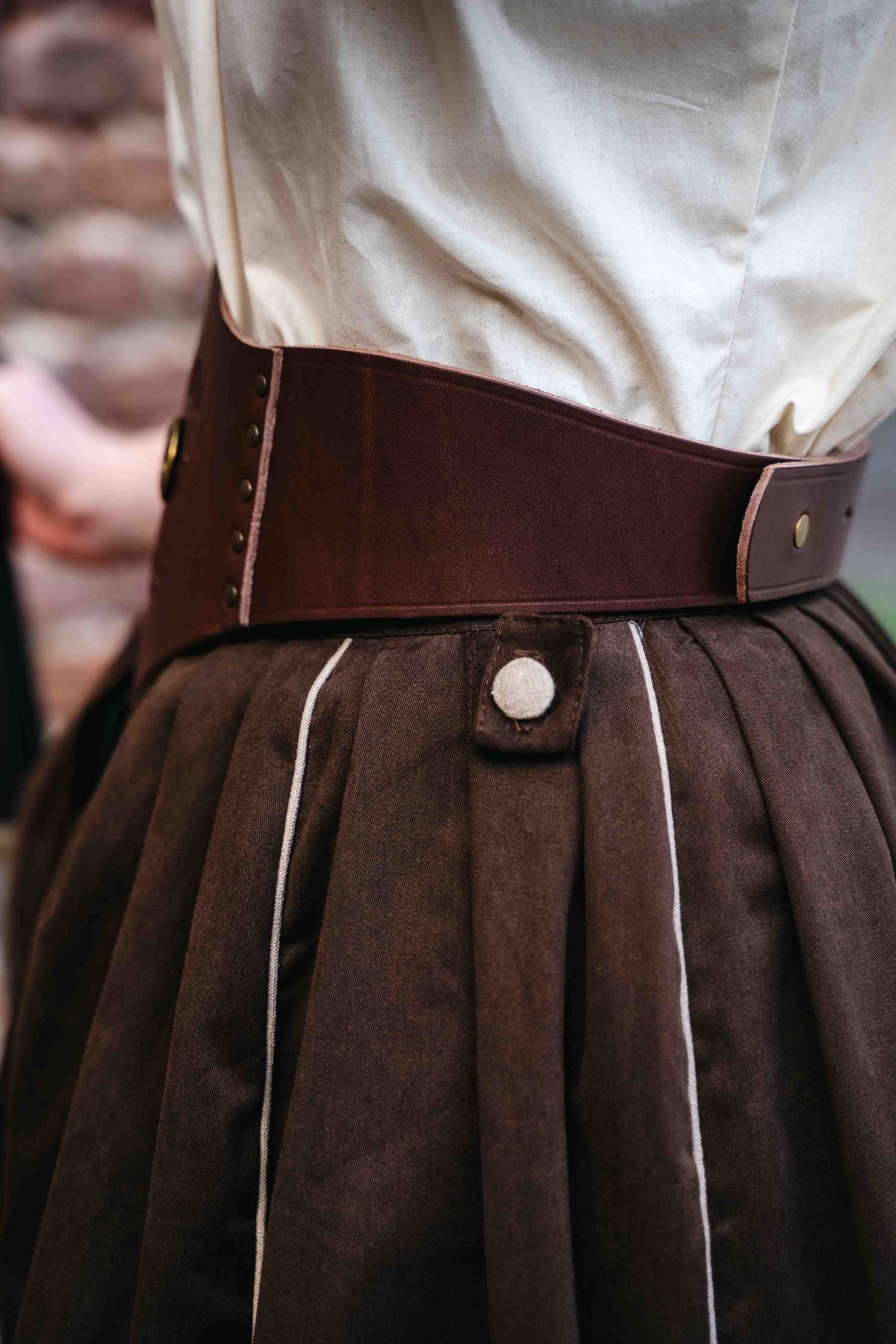 Rock Überrock Gwenda braun