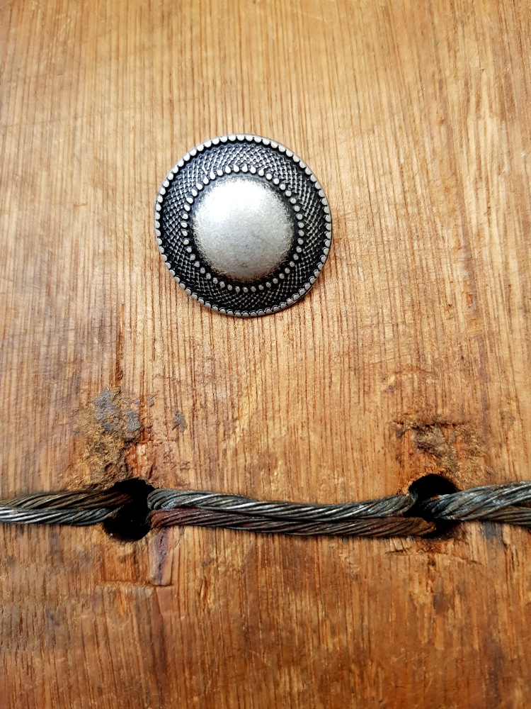 Knopf mit geriffeltem Rand 15mm