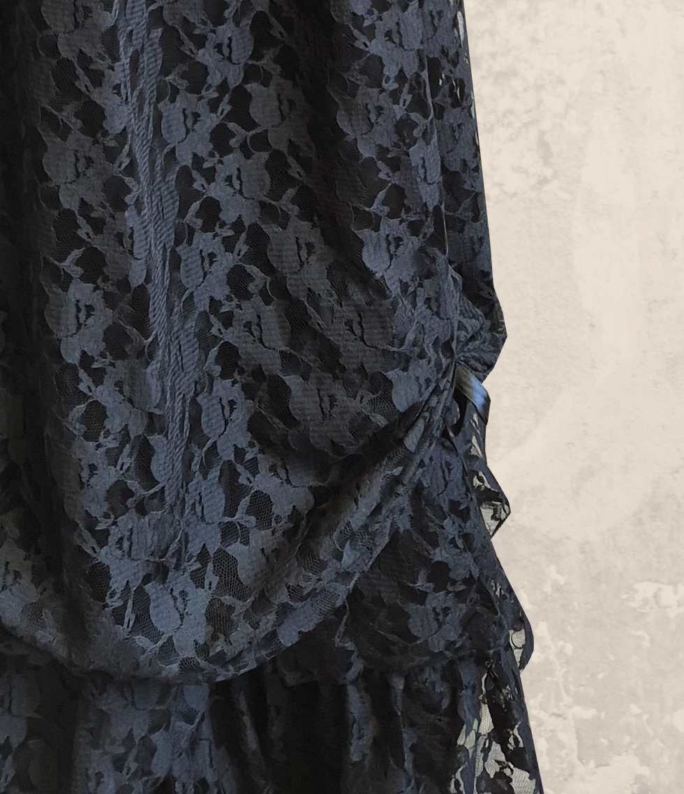 Rock Violet Spitze schwarz