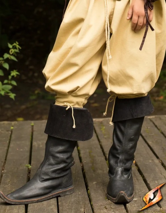 Stiefel Traveler 42 mit Spitze