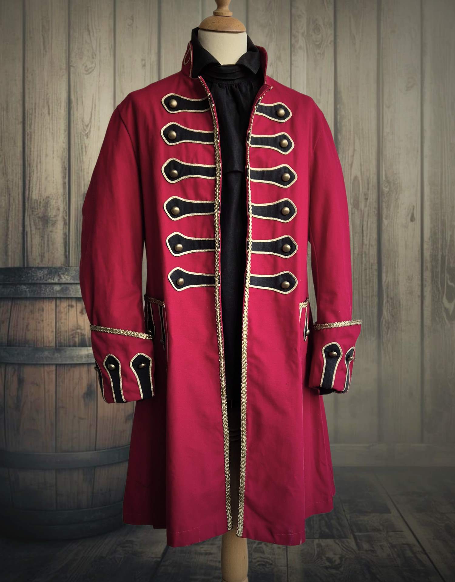 Piratenmantel Gehrock Morgan rot