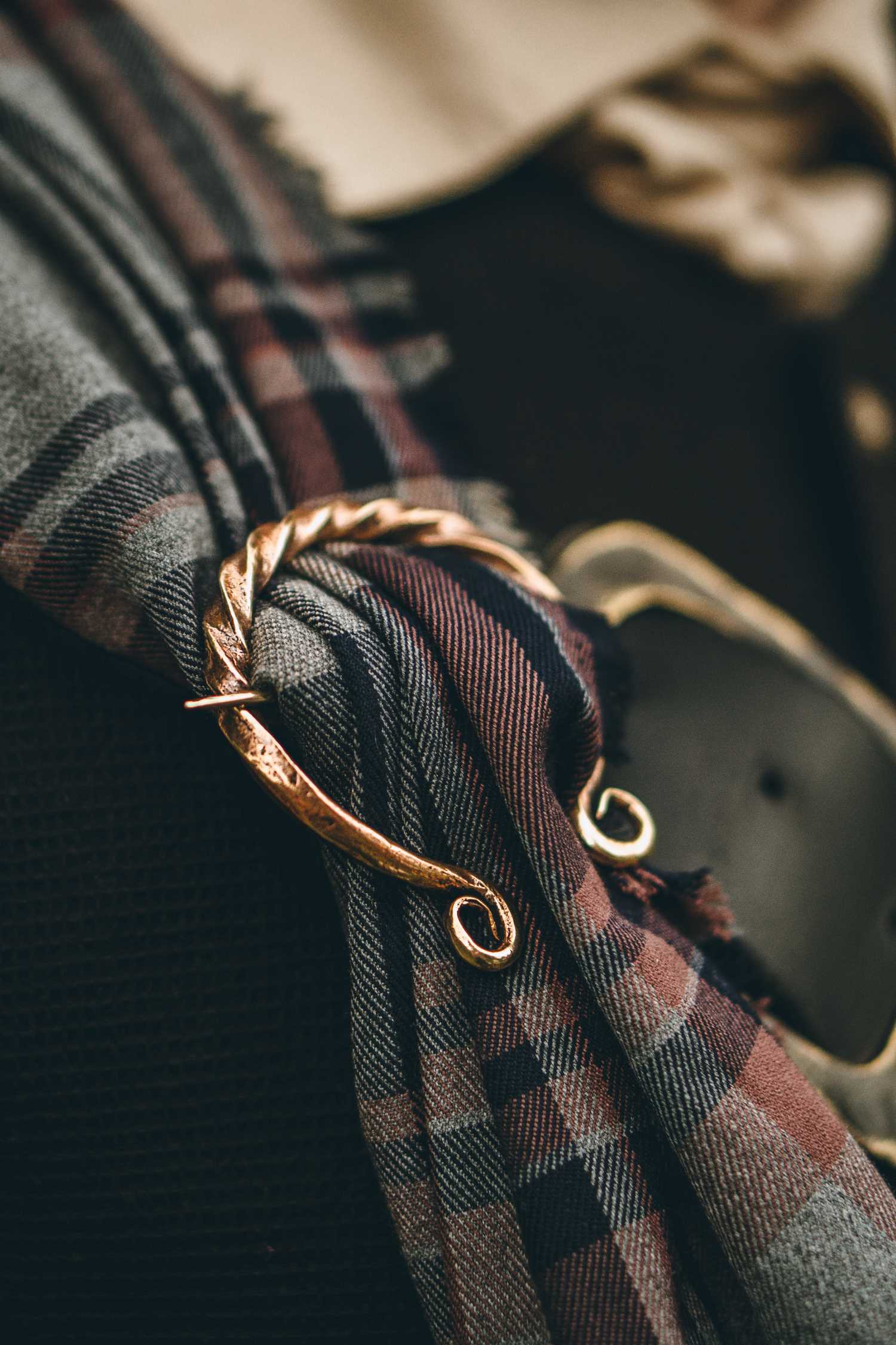 Fibel Bronze gedreht 6cm