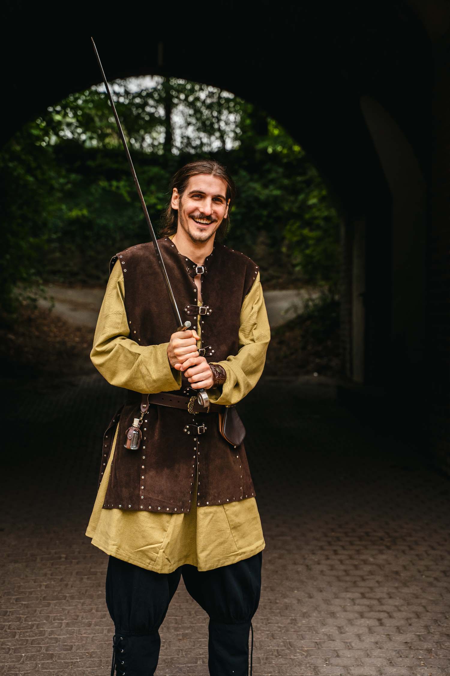 Weste Knecht Gesinde Mittelalter