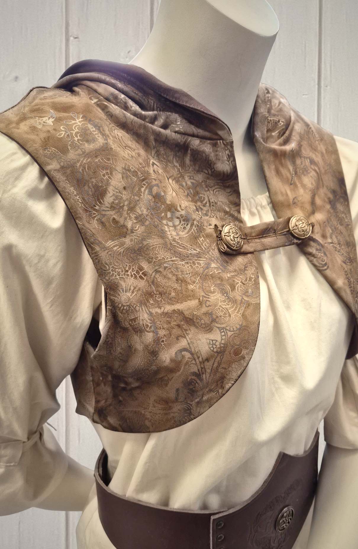 Kapuzen Bolero Cape messing Optik