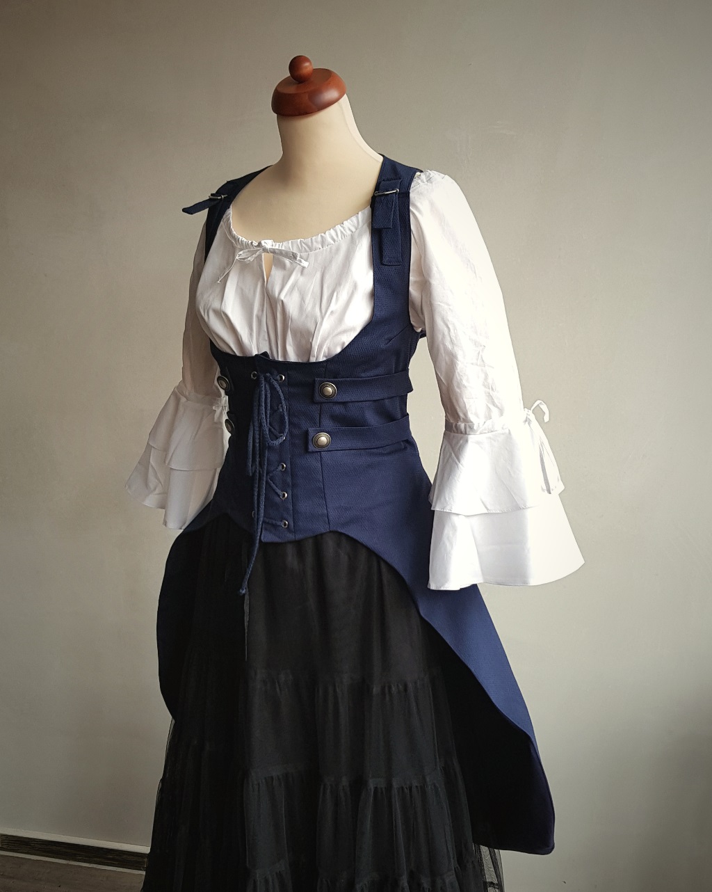 piraten-gewandung-damen-corsage-blau-rueschenaermel
