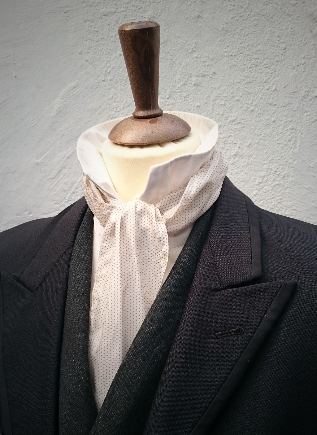 Futterstoff Mini Punkte creme