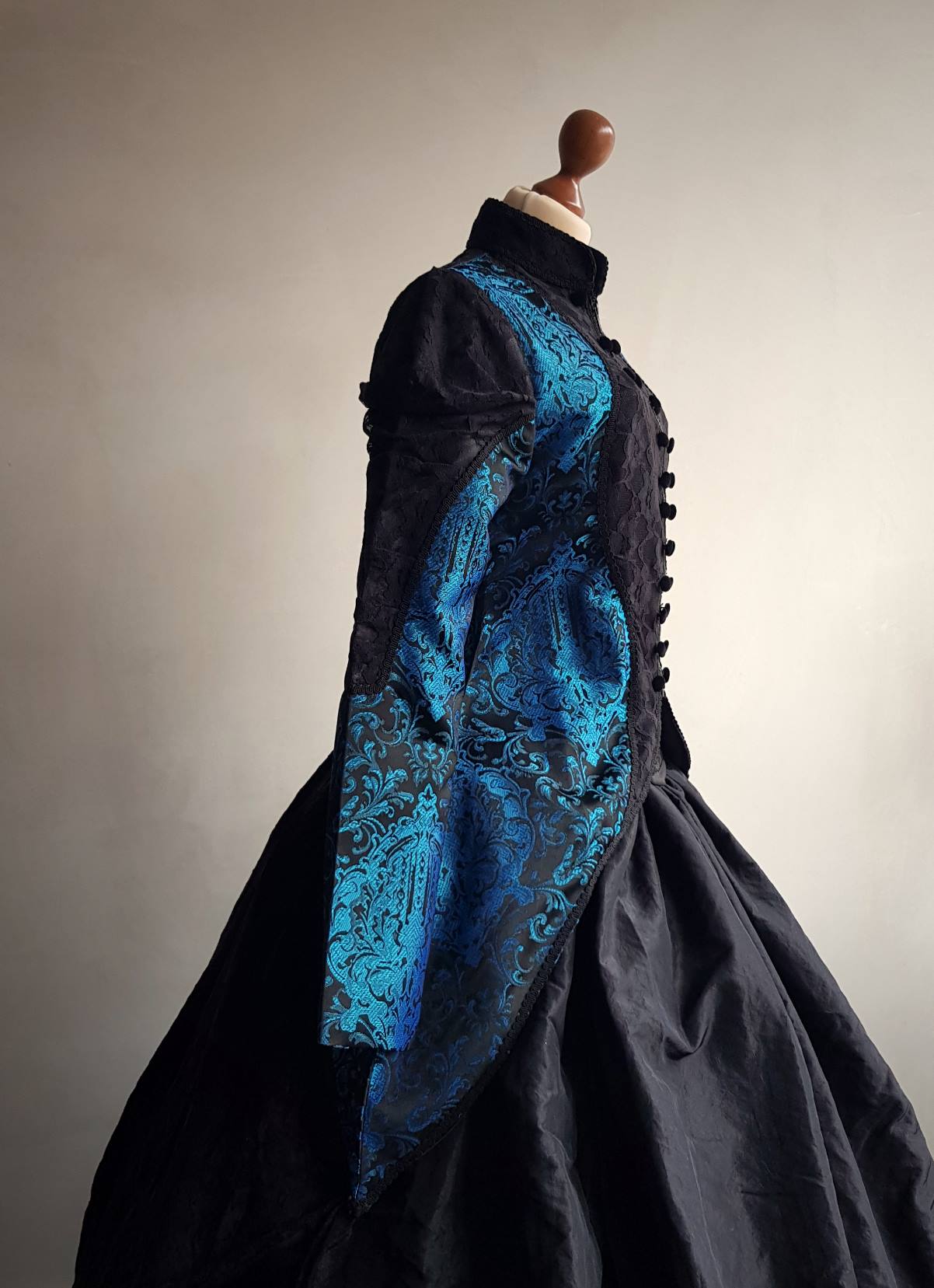 Mantel-Abendgarderobe-Steampunk-Jacke-victorian-Style-blau-schwarz