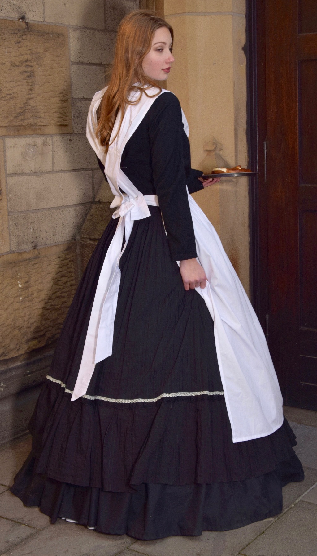 Viktorianische Schürze Reenactment Dienstmädchen Landhaus Maid SCHNEEWEISS