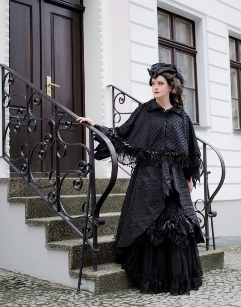 Schwarze Witwe Kostüm